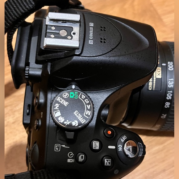 Nikon D5200 DSLR CAMERA CHEAP KIT - Picture 5 of 12